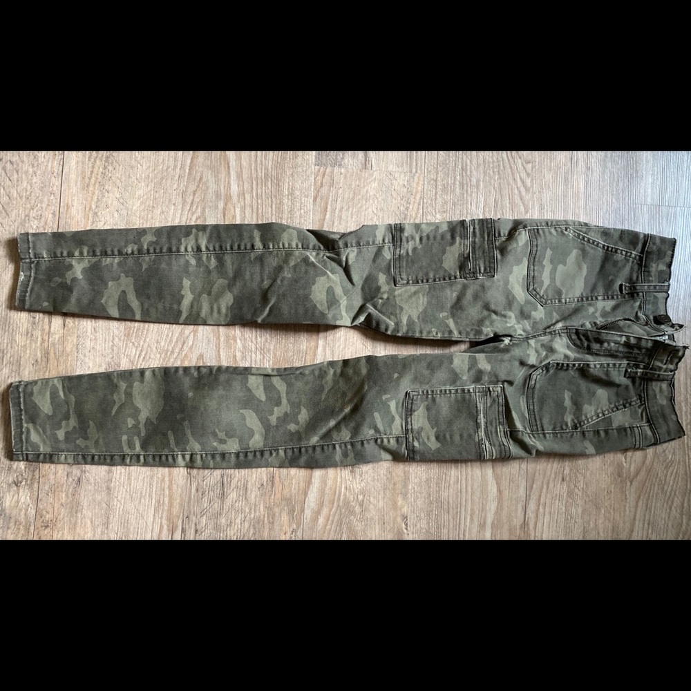 Army print jeans